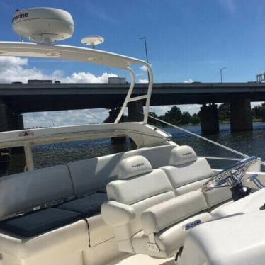 2004 Silverton 35 motor yacht