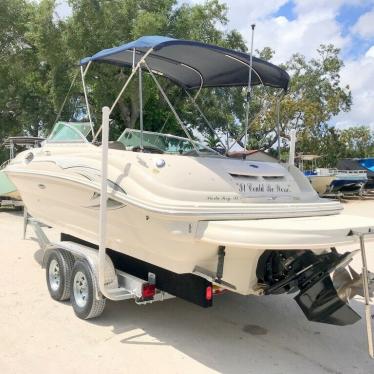 2005 Sea Ray 240 sundeck