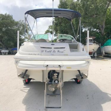 2005 Sea Ray 240 sundeck