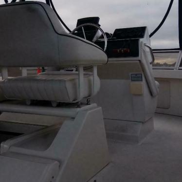 1992 Carver 330 aft cabin