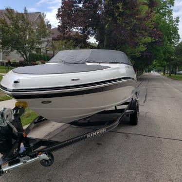 2016 Rinker 196br