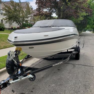 2016 Rinker 196br