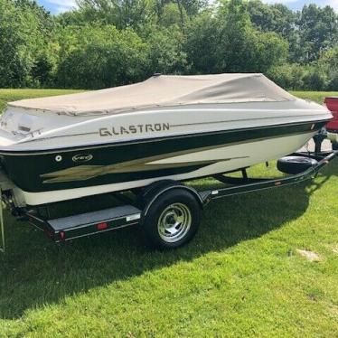 2001 Glastron gx185