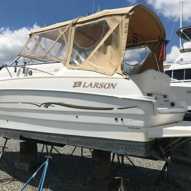 2001 Larson 254 cabrio