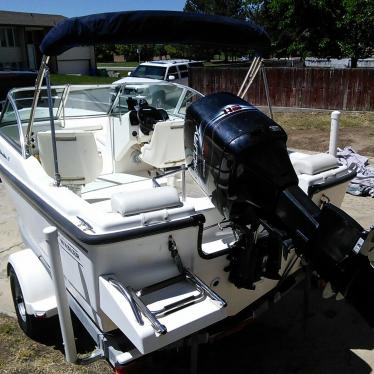 1997 Boston Whaler dauntless