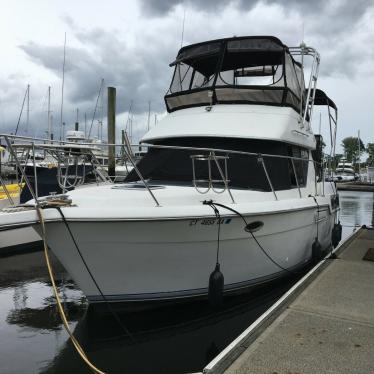 1992 Carver 28 aft cabin