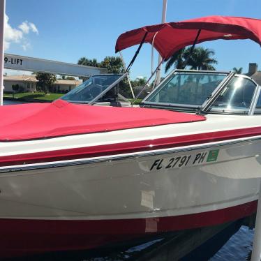 2012 Chaparral 226 ssi widetech bowrider