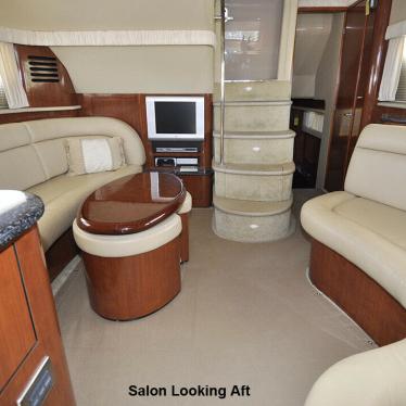 2004 Sea Ray 390 motor yacht