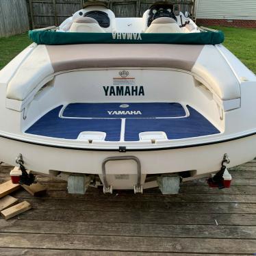 2000 Yamaha ls2000