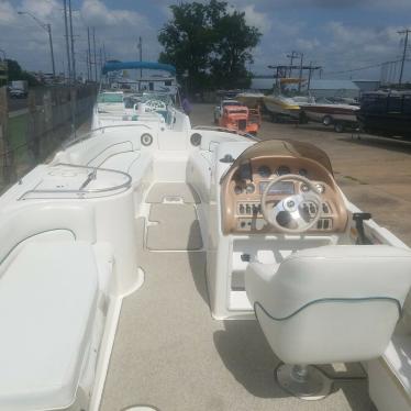 1998 Sea Ray 240 sundeck