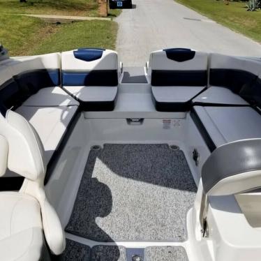 2015 Chaparral 243 vrx