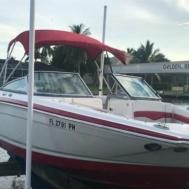 2012 Chaparral 226 ssi widetech bowrider