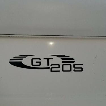 2008 Glastron gt-205