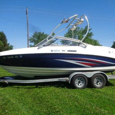 2010 Yamaha sx210 twin jet boat