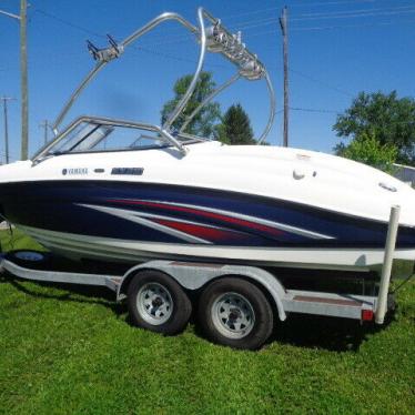 2010 Yamaha sx210 twin jet boat