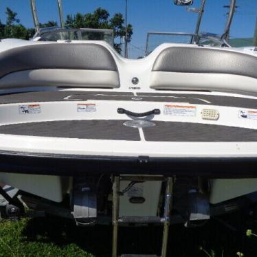 2010 Yamaha sx210 twin jet boat