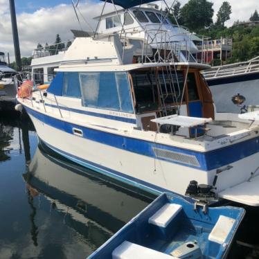 1983 Bayliner 3270