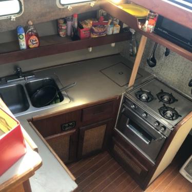 1983 Bayliner 3270