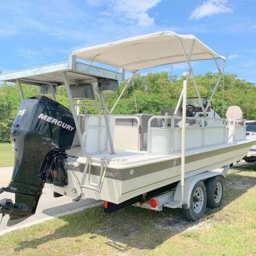 1996 Hurricane fun deck 226 pit fish