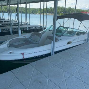 2003 Sea Ray sundeck 270