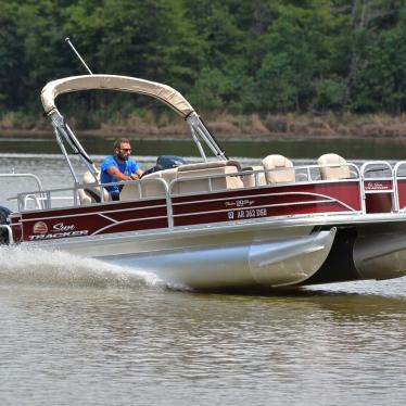 2018 Sun Tracker fishin barge 20 dlx