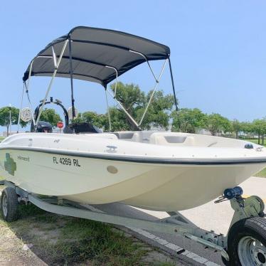 2018 Bayliner e18