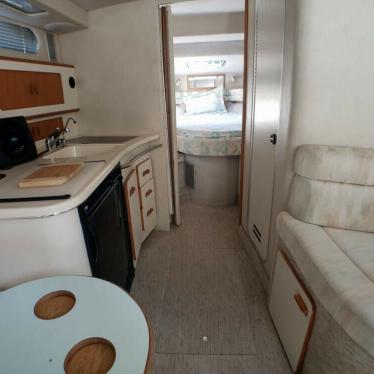 1992 Sea Ray 350 express bridge