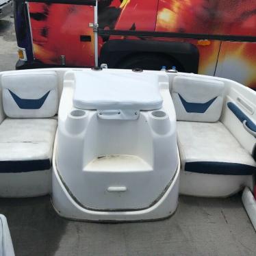 2005 Bayliner 185