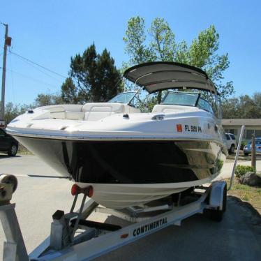 2012 Sea Ray sundeck