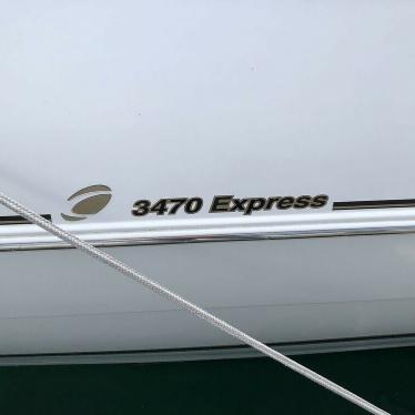 2001 Cruisers 3470 express