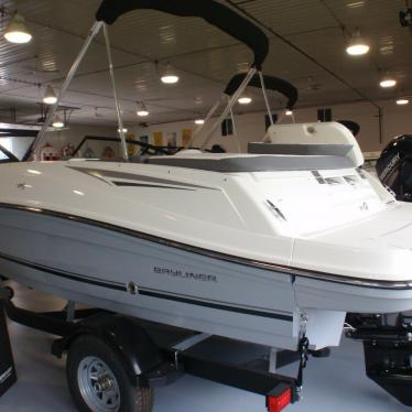 2017 Bayliner vr 5