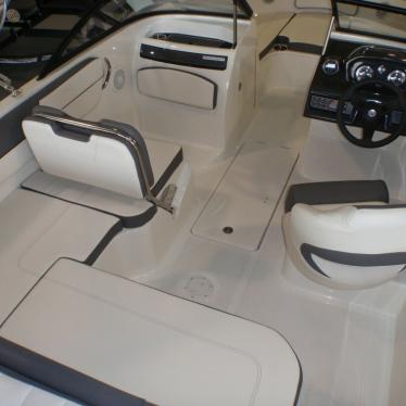 2017 Bayliner vr 5