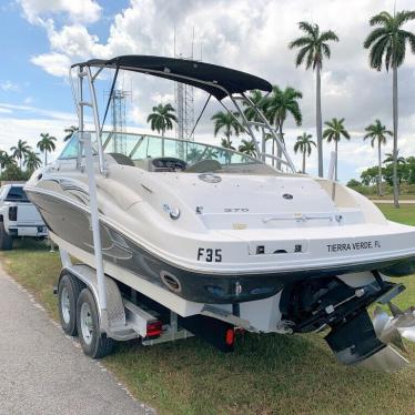 2005 Sea Ray 270 sundeck