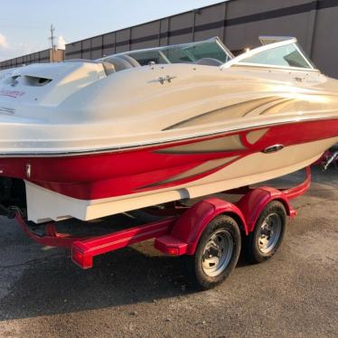 2004 Sea Ray 200 sundeck