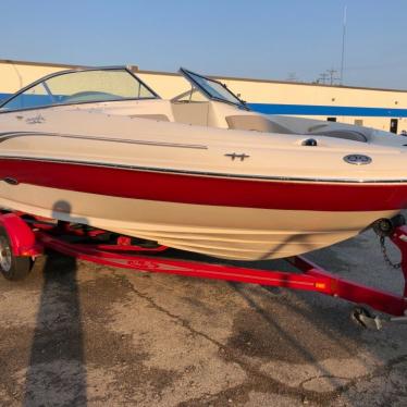 2004 Sea Ray 200 sundeck