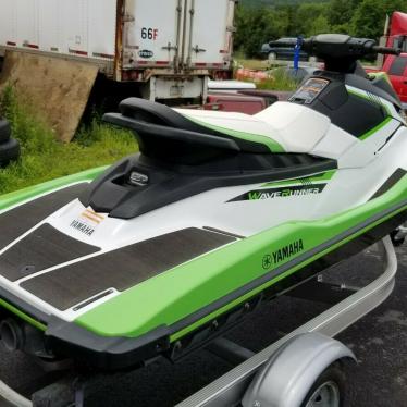 2017 Yamaha waverunner