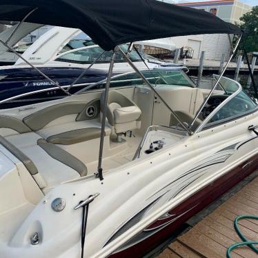 2006 Sea Ray sundeck 240