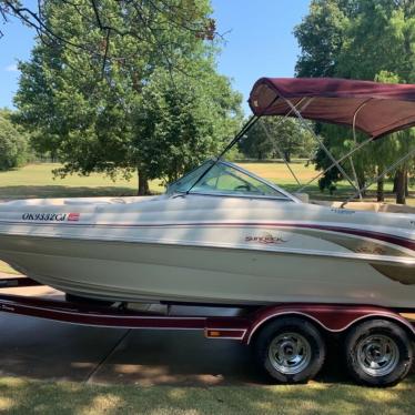 1999 Sea Ray sun deck 210