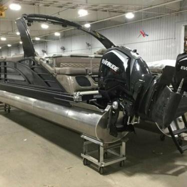 2019 Bennington 27 rsba 10' wide, twins & joystick! clearance sale