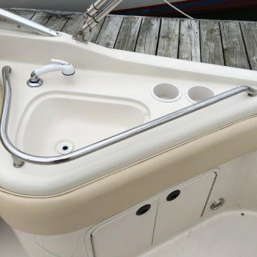 2001 Sea Ray 240 sundeck