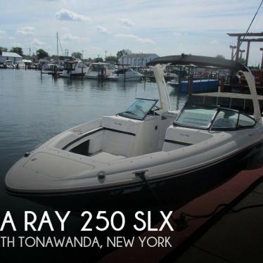 2015 Sea Ray 250 slx