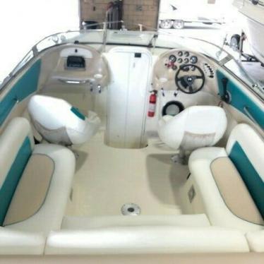 1996 Rinker 232 captiva