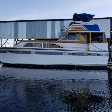 1972 Trojan flush deck motoryacht 42