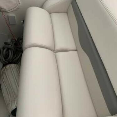 2006 Chaparral 330 signature