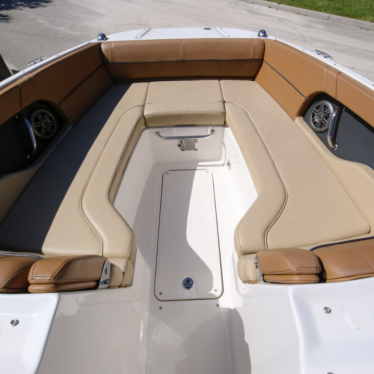 2014 Sea Ray 240 sundeck