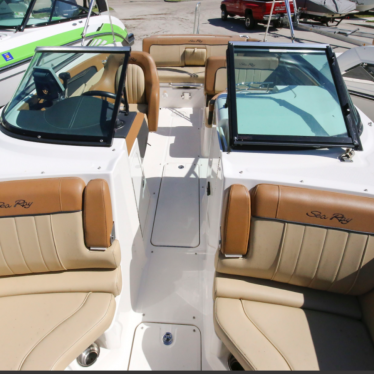 2014 Sea Ray 240 sundeck