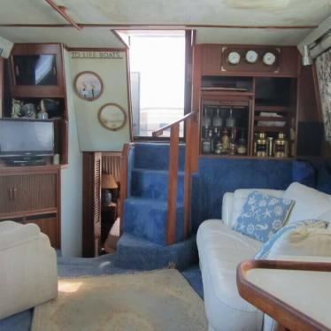 1987 Sea Ray 410 aft cabin