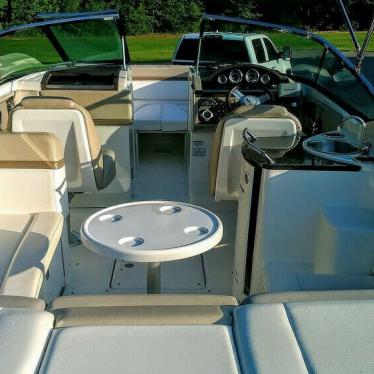 2011 Sea Ray 270 slx