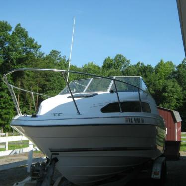 1994 Bayliner 2252