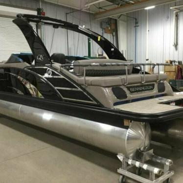 2019 Bennington 25 qxsbwa with 300! huge marine clearance sale!